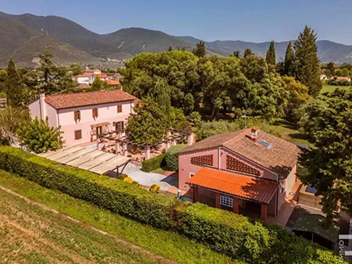 Casa con 6 locali in vendita in Via Giacomo Puccini, San Giuliano Terme
