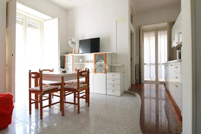 Appartamento trilocale in vendita in Via Umberto I, Sapri