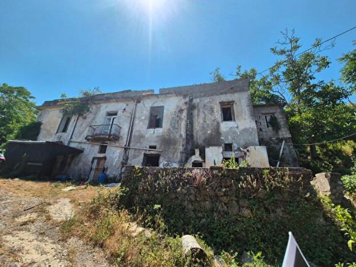 Casa con 6 locali in vendita in Via Cottimo Superiore, SantAntonio Abate