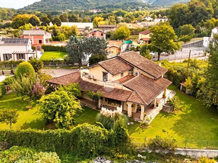 Casa con 6 locali in vendita in Regione Grassi, Villanova D'Albenga