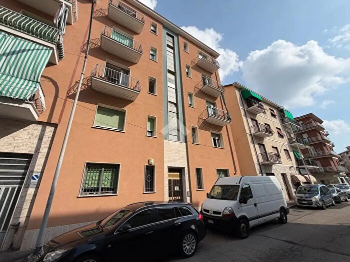 Appartamento trilocale in vendita in Strada Praciosa, Moncalieri