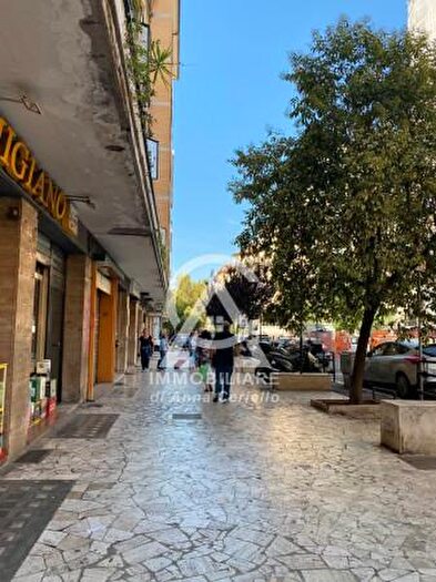 Appartamento bilocale in vendita in Via Flavio Stilicone, Roma