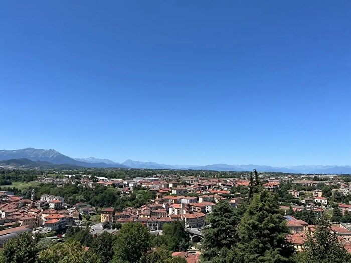 Appartamento trilocale in vendita in Mondovi