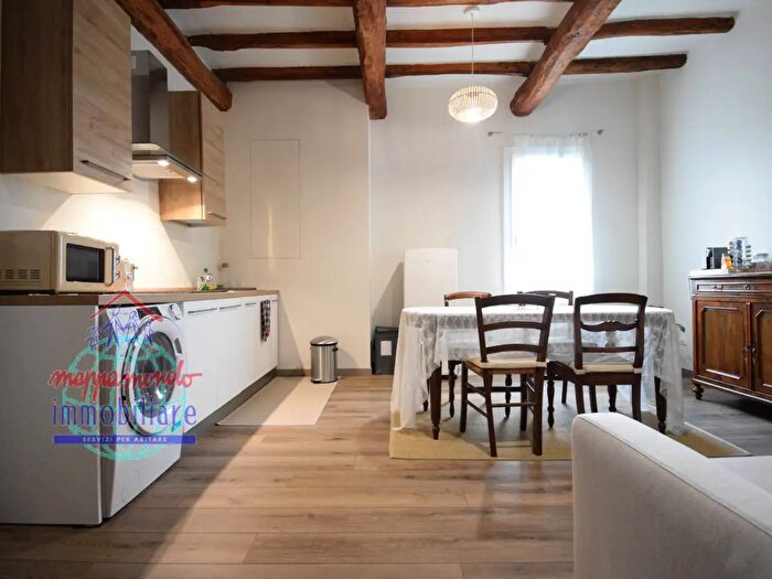 Appartamento quadrilocale in vendita in Via Saletto, Bentivoglio