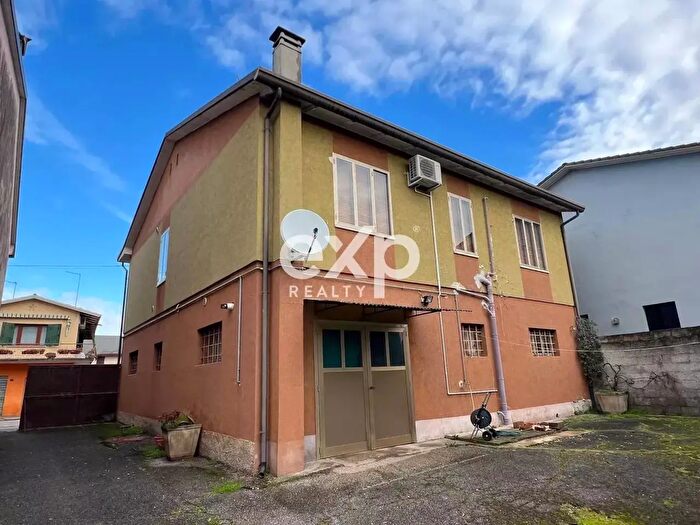 Casa con 8 locali in vendita in Vedelago