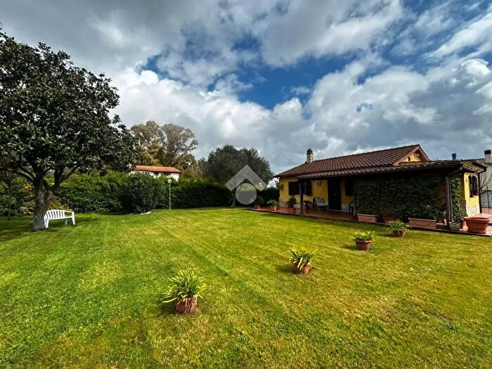 Casa trilocale in vendita in Via Tirino, Aprilia