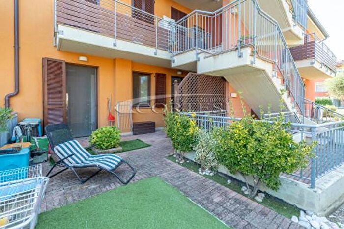 Appartamento trilocale in vendita in Via XXVIII Strada, Fano