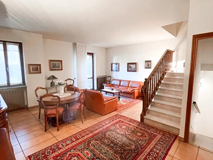 Casa con 5 locali in vendita in Zona Bocciodromo, Castel San Giovanni