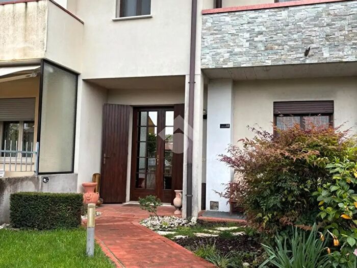 Casa quadrilocale in vendita in Borgo Rinascimento, Riese Pio X