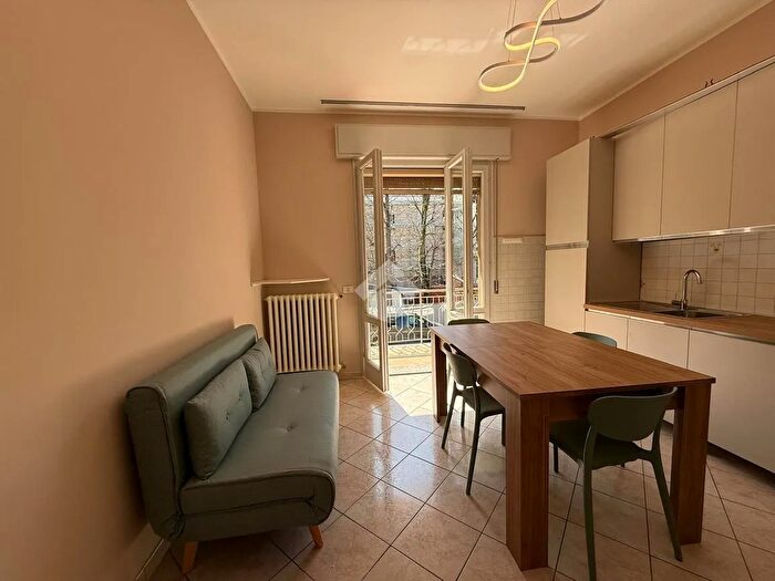 Appartamento trilocale in affitto in Via Campania, Cervia