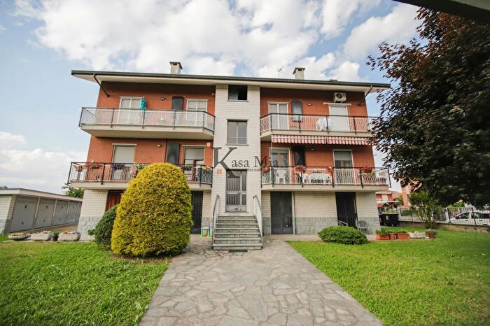 Appartamento trilocale in vendita in Via Feliciano Ellena, San Benigno Canavese