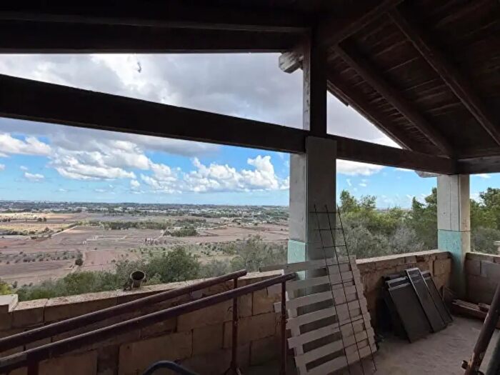 Casa con 6 locali in vendita in Strada Comunale Madonna della Scala, Alessano