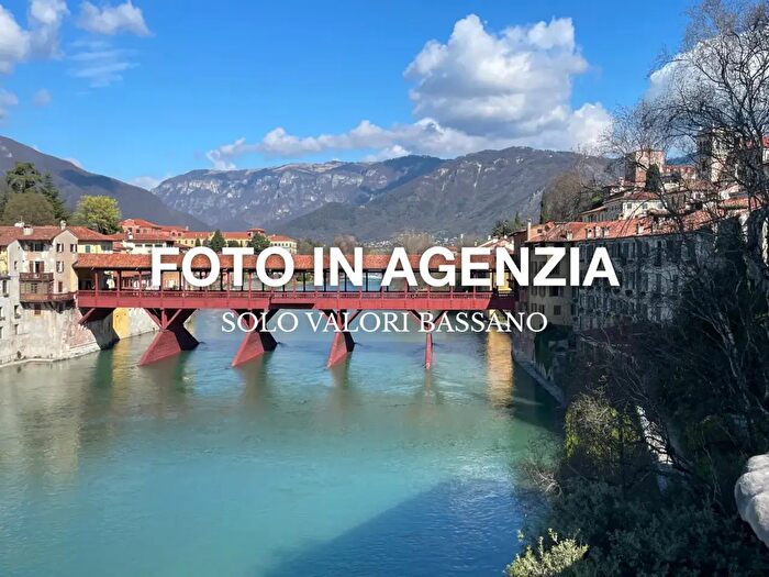 Appartamento con 5 locali in affitto in Via Angarano, Bassano Del Grappa
