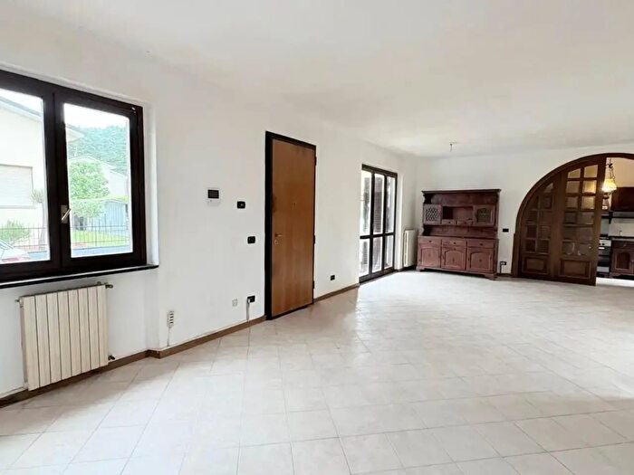 Appartamento quadrilocale in vendita in Lucca