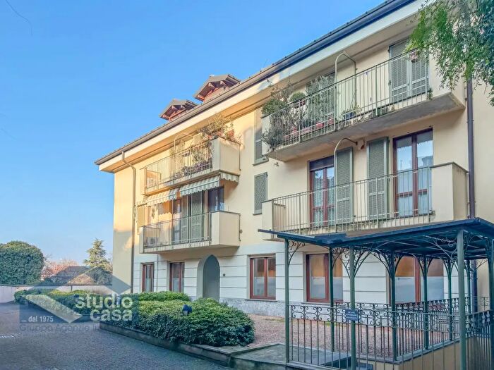 Appartamento bilocale in vendita in Via Colle Eghezzone, Lodi