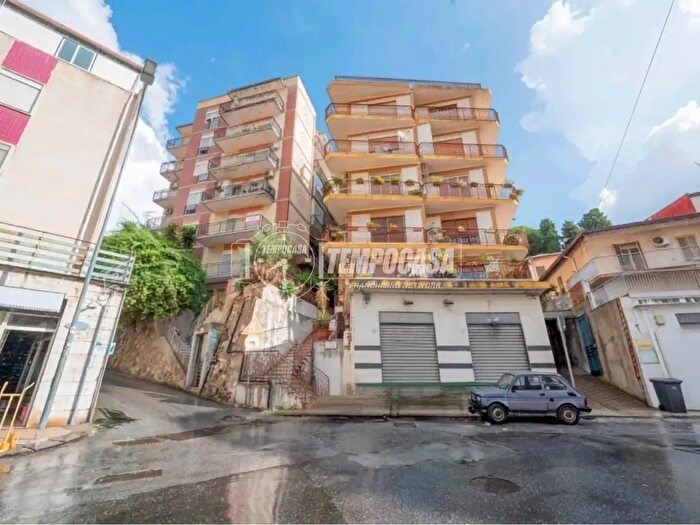 Appartamento trilocale in vendita in Messina