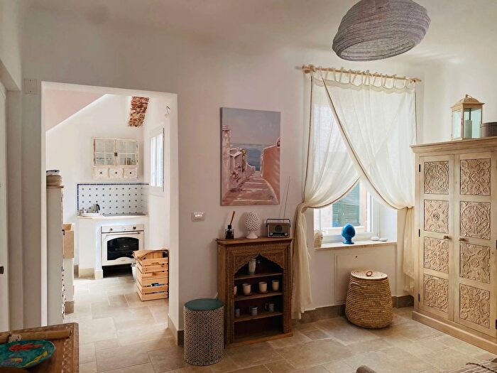 Appartamento bilocale in vendita in Via Garibaldi, Spotorno