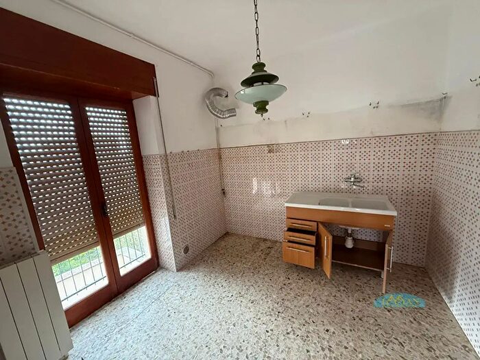 Appartamento trilocale in vendita in Vico I Colucci, Ceglie Messapica