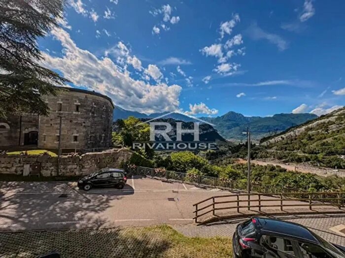 Appartamento trilocale in vendita in Nago Torbole