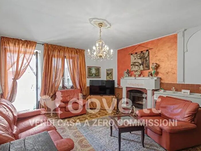 Casa con 5 locali in vendita in Via G Mazzini, Montalenghe