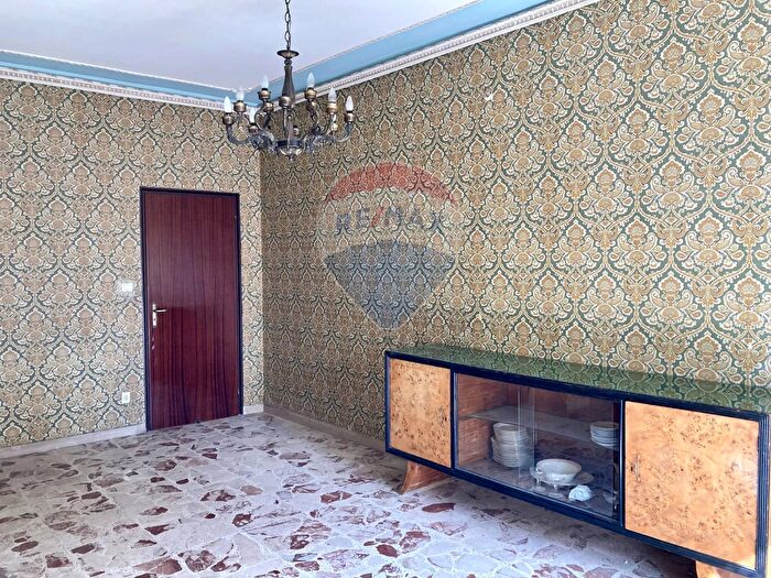 Appartamento con 5 locali in vendita in Siracusa