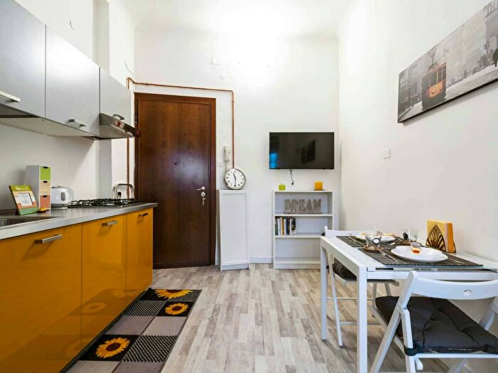 Appartamento monolocale in affitto in Piazza Angilberto II, Corvetto, Milano