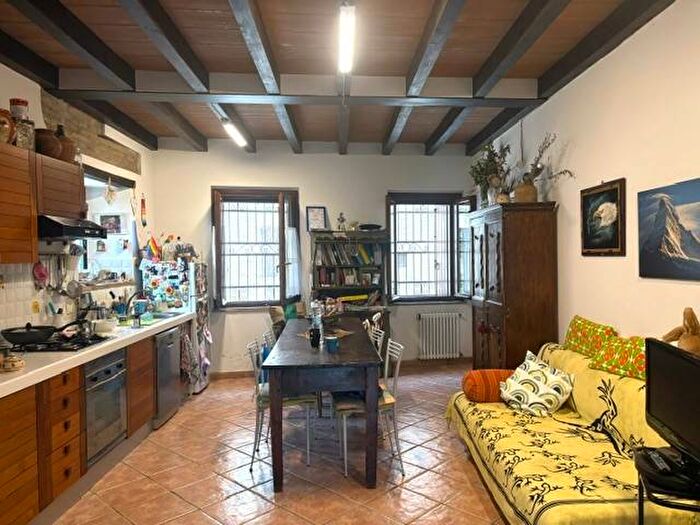 Casa con 5 locali in affitto in Via Mazzola, Traversetolo