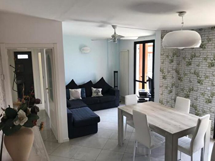 Appartamento quadrilocale in affitto in Viale Fratelli Bandiera, Riccione