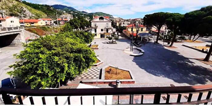 Appartamento quadrilocale in vendita in Via Armando Diaz, Cetraro