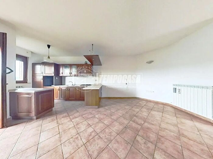 Appartamento trilocale in vendita in Strada Veregrense, Montegranaro