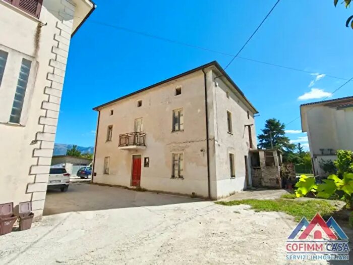 Casa trilocale in vendita in Via Ponte Olmo, Sora