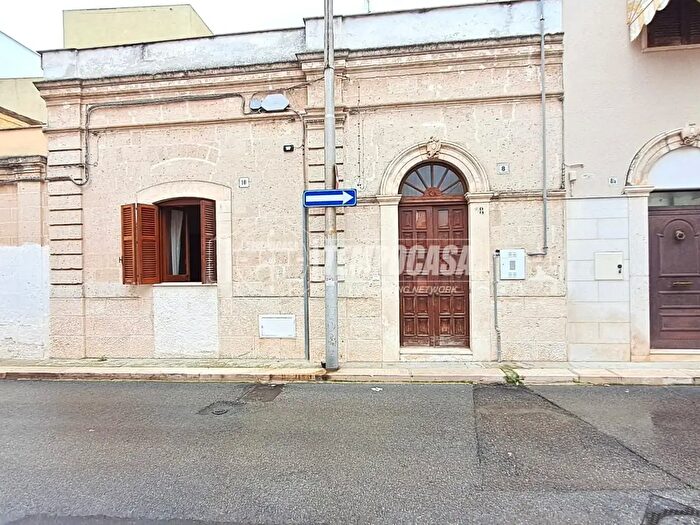 Casa trilocale in vendita in Via Napoli, Adelfia