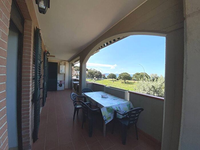 Casa trilocale in affitto in Via Litoranea, Zona Nuova Pratoranieri, Follonica