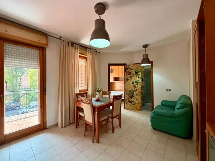 Appartamento bilocale in vendita in Via San Biagio Platani, Roma