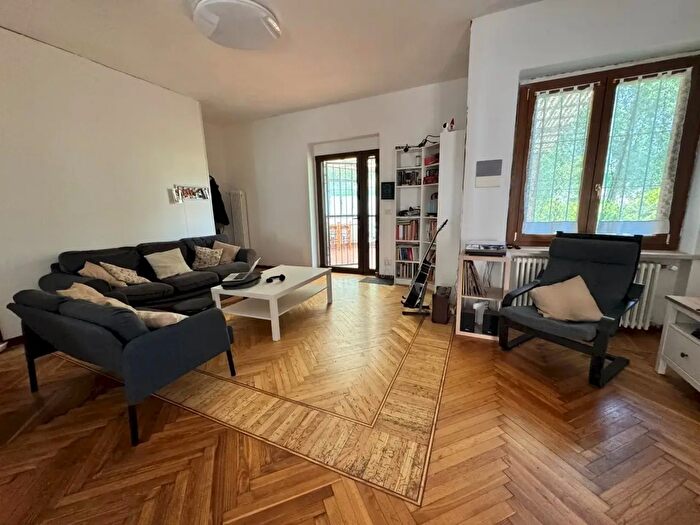 Casa quadrilocale in vendita in Via Alessandro Volta, Torre Pellice