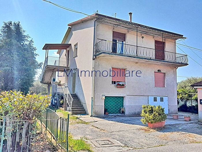 Appartamento con 6 locali in affitto in Via Fratelli Cervi, Centro, Arcola