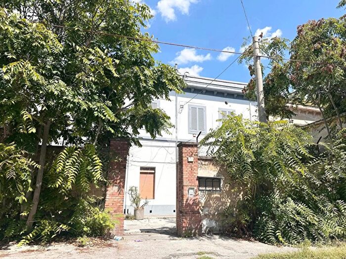 Appartamento trilocale in vendita in Via Botteghelle, Casoria