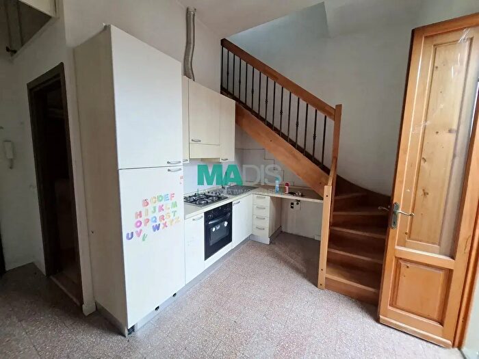 Casa monolocale in vendita in Via del Molinaccio Tavola Prato, Prato