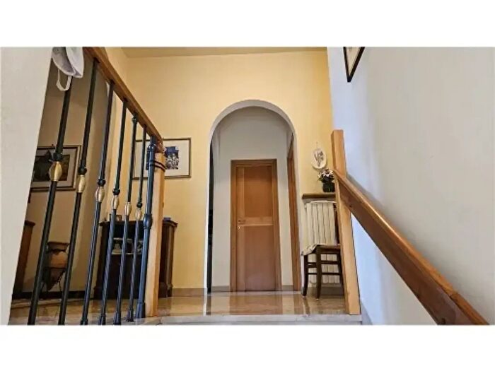 Appartamento con 5 locali in vendita in Empoli