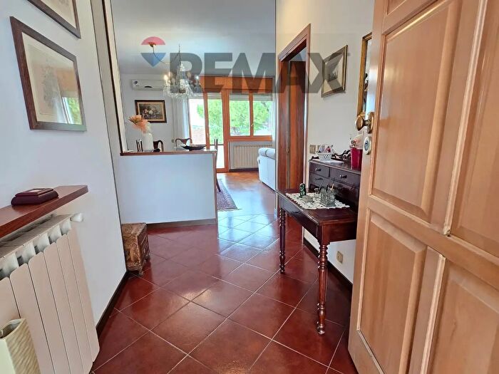 Casa con 7 locali in vendita in San Marino
