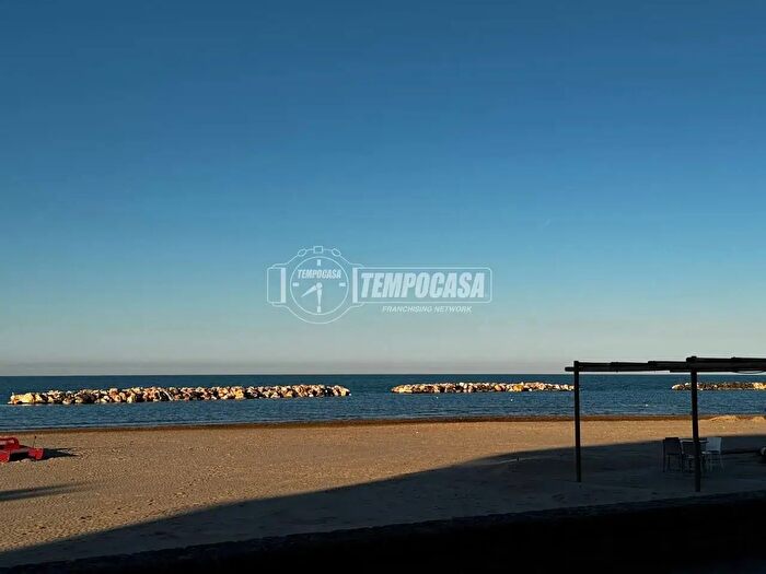 Appartamento trilocale in vendita in Via Francesco Paolo Tosti, Francavilla Al Mare