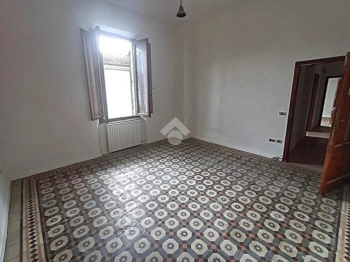Appartamento quadrilocale in vendita in Via Ugolino da Montecatini, Montecatini Terme