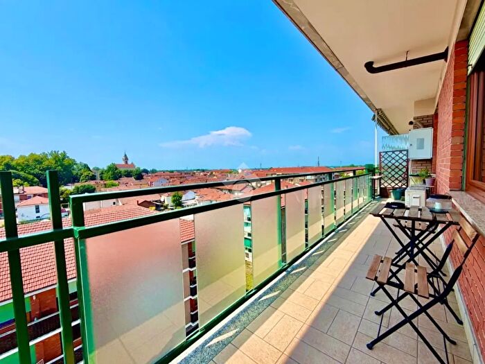 Appartamento trilocale in vendita in Via Pietro Amateis, Santena