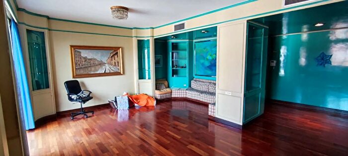 Appartamento trilocale in vendita in Piazza Spotorno Milano, Milano