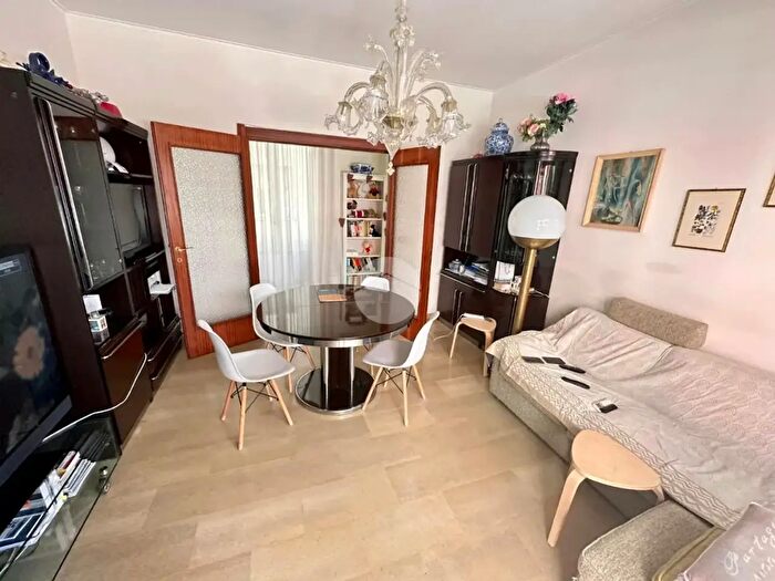 Appartamento quadrilocale in vendita in Via Vincenzo Fascie, Sestri Levante