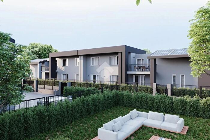 Casa con 5 locali in vendita in Via Ponchielli, SantIlario DEnza