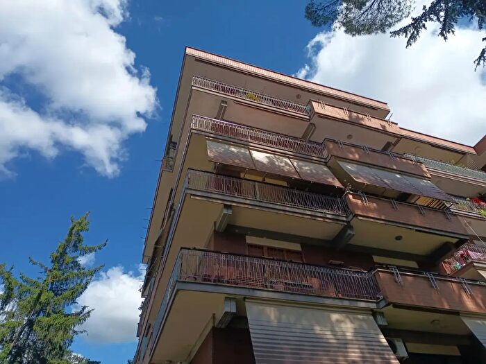 Appartamento bilocale in vendita in Via Luca Ghini, Roma