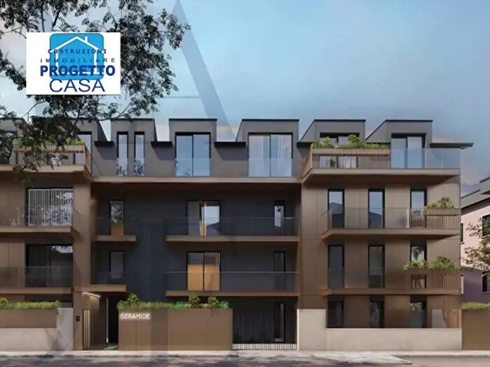 Appartamento con 5 locali in vendita in Via On F Napolitano Snc, Nola