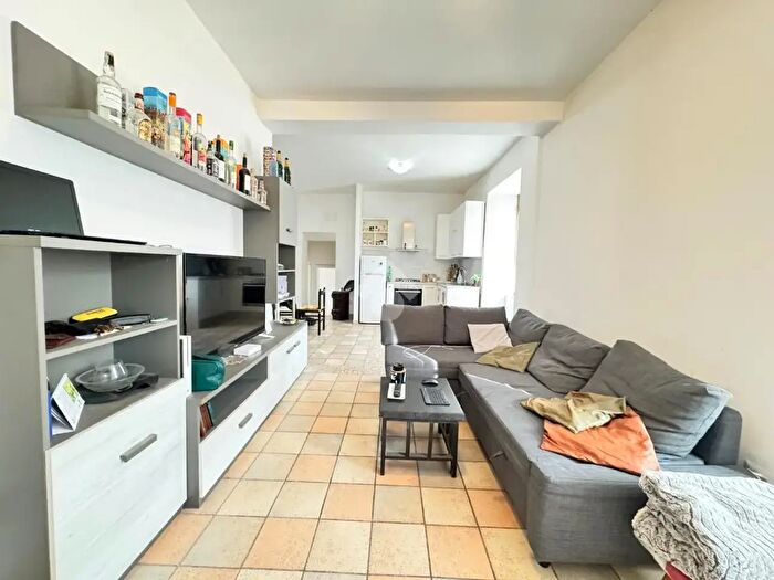 Appartamento trilocale in vendita in Via del Pellegrino, Tuscania