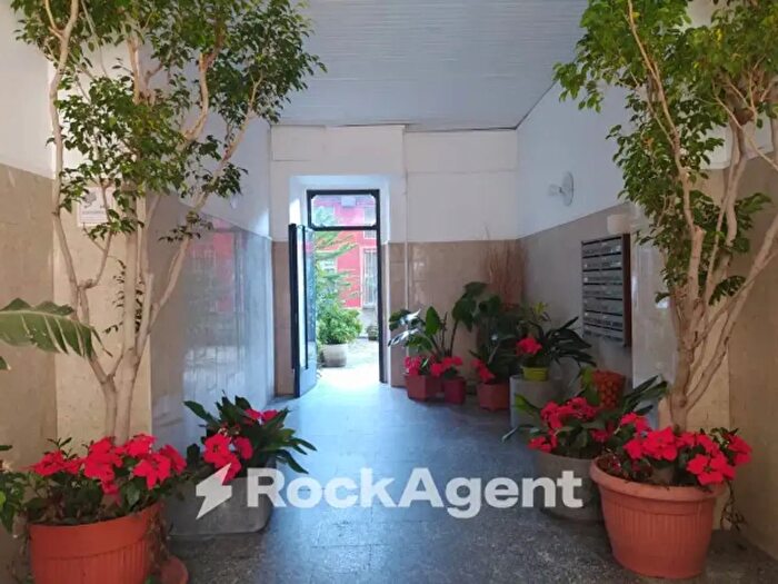 Appartamento trilocale in vendita in Via Giuseppe Meda, Milano